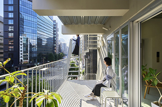 近鉄半蔵門ＳＱＵＡＲＥ