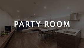 PARTY ROOM