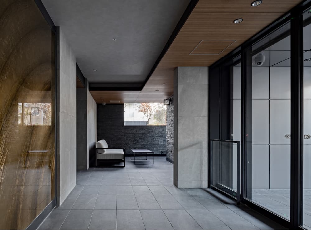 エントランスホール竣工写真｜公式／（仮称）ローレルコート星ヶ丘レジデンス｜名古屋市の新築分譲マンション