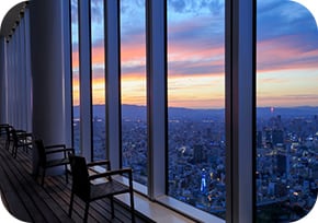 ハルカス300（展望台） 58階「天空庭園」 夕景