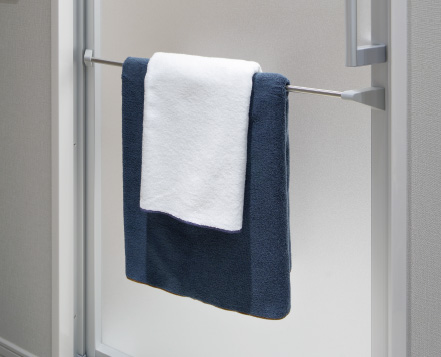 扉タオル掛け