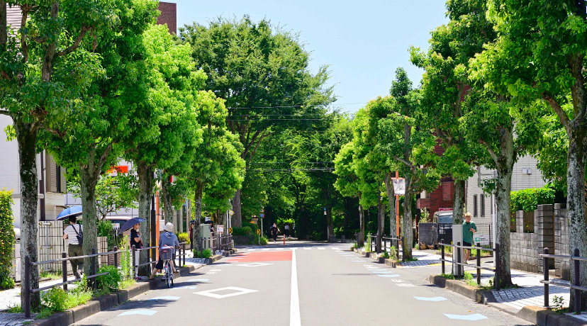 西国分寺駅前の街並み