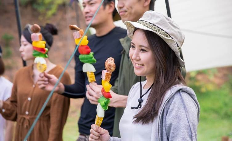 季節別のグランピングの楽しみ方! 1日の流れや必要な持ち物も紹介