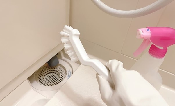 水回り掃除のコツを場所別に紹介!汚れに効果的な洗剤についても解説